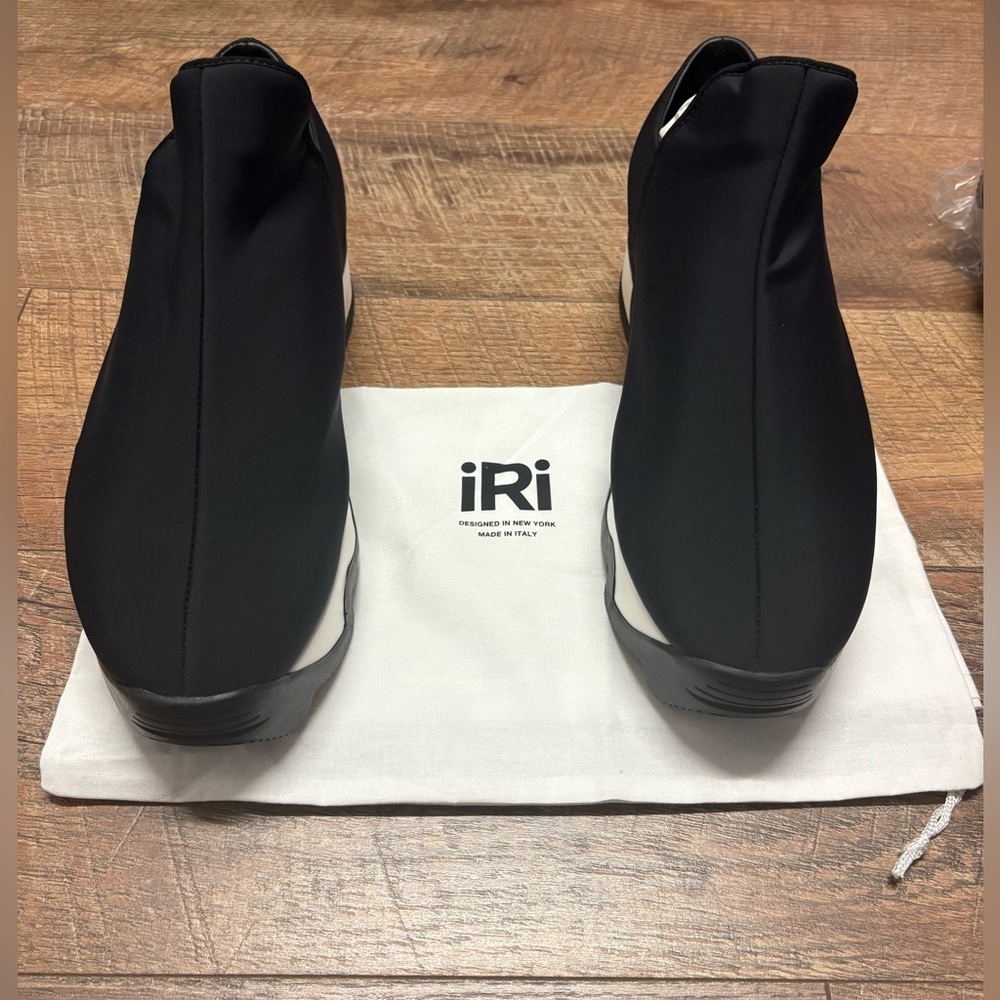 New iRi NYC Wes I Black Outline Low Top Sneaker Size 41 - Picture 3 of 6